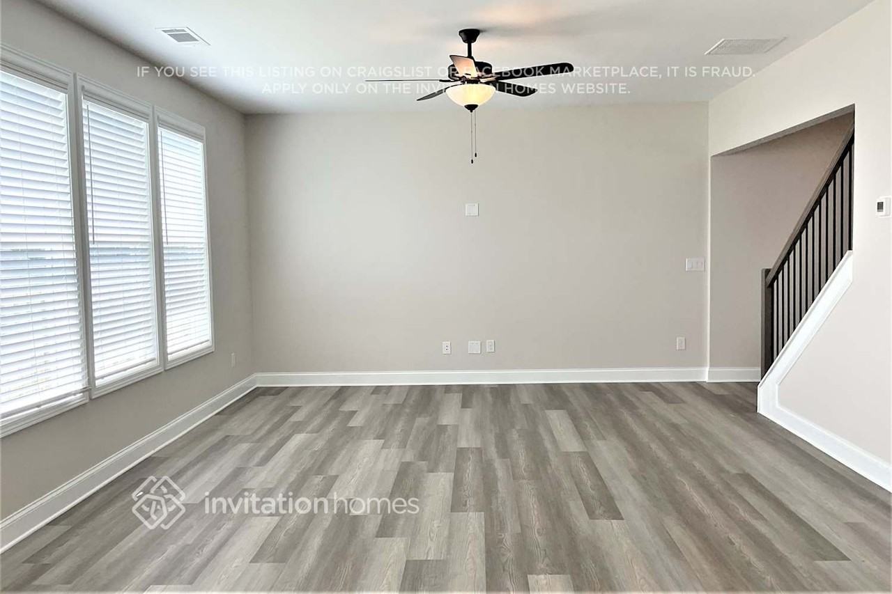 206 Katherine St - Photo 4 of 16