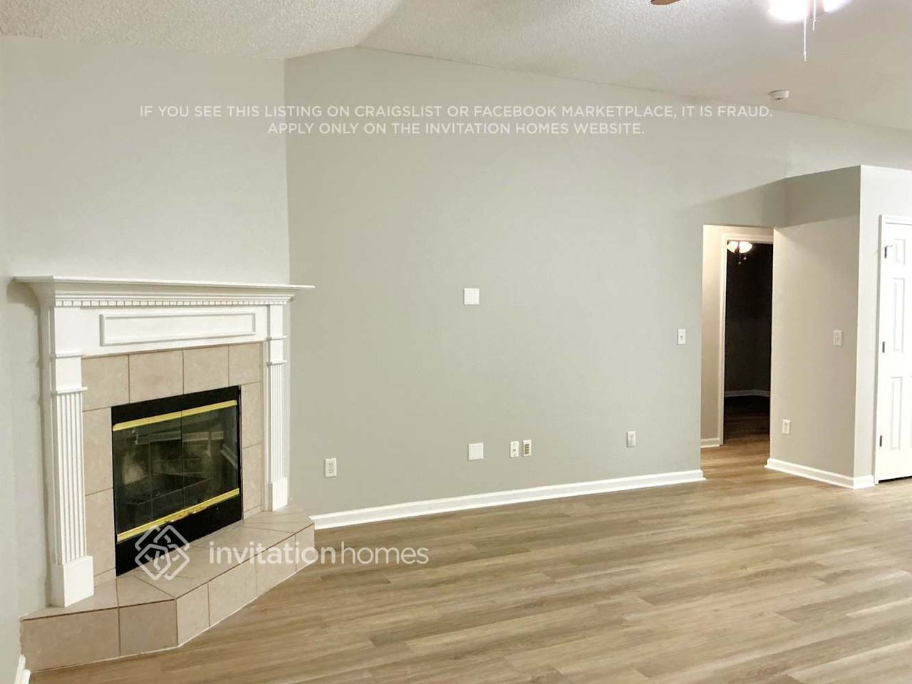 4063 Edgeland Trl - Photo 2 of 16