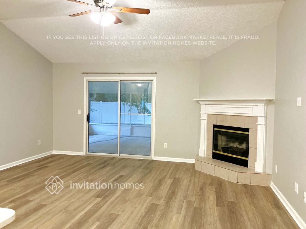 4063 Edgeland Trl - Photo 3 of 16