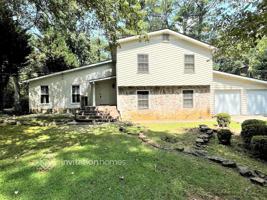 featured image of 1386 Larkview Dr Sw