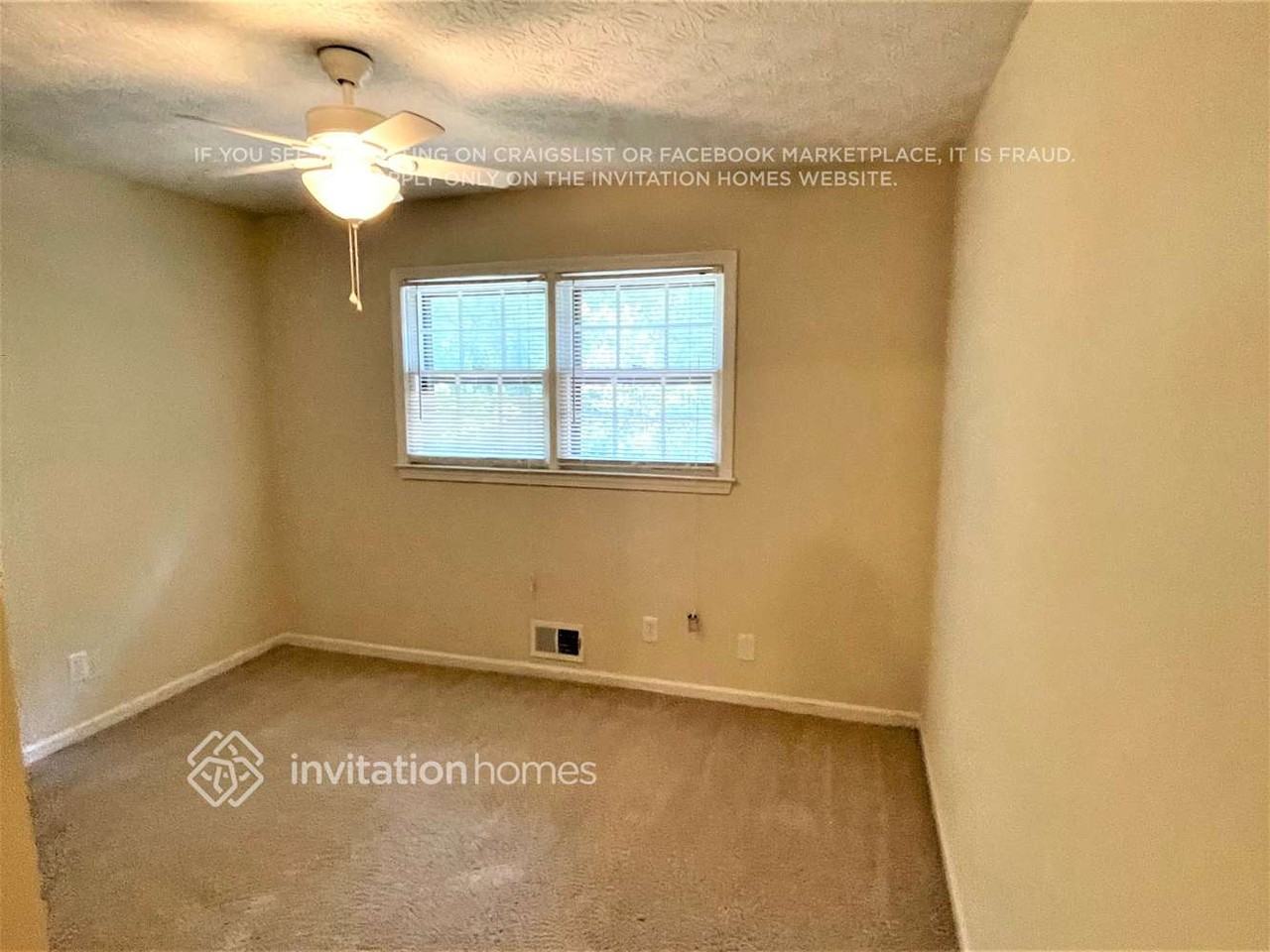1386 Larkview Dr Sw - Photo 5 of 9