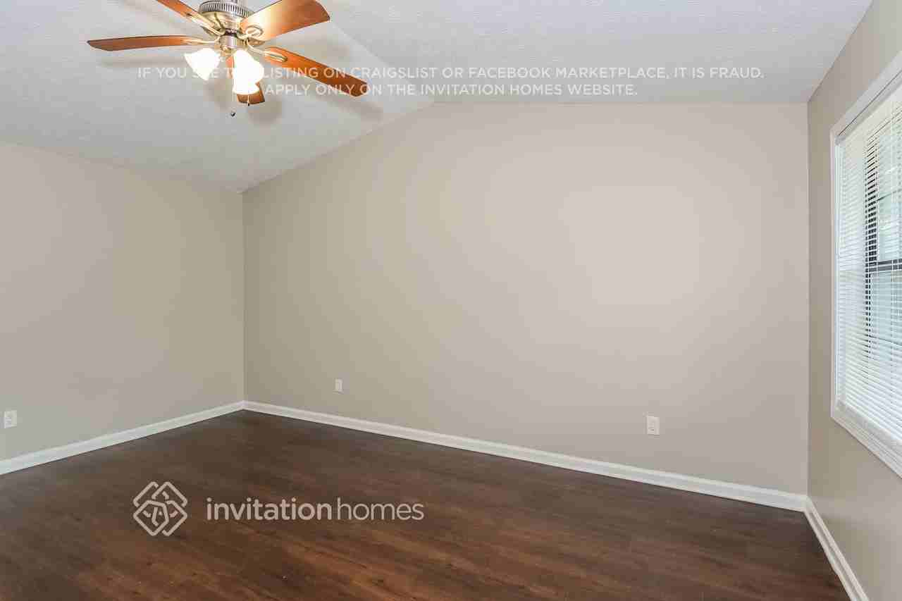 4210 Burgundy Way - Photo 3 of 17