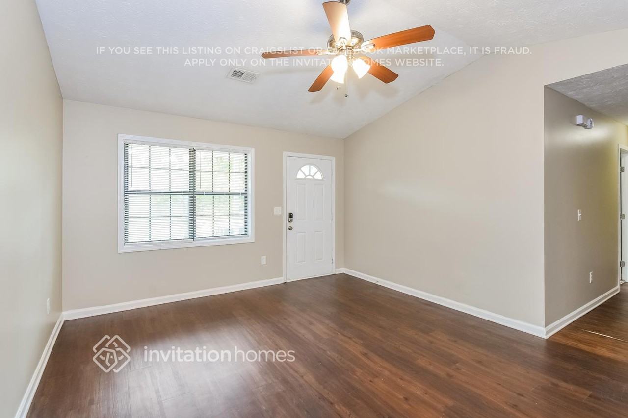 4210 Burgundy Way - Photo 5 of 17