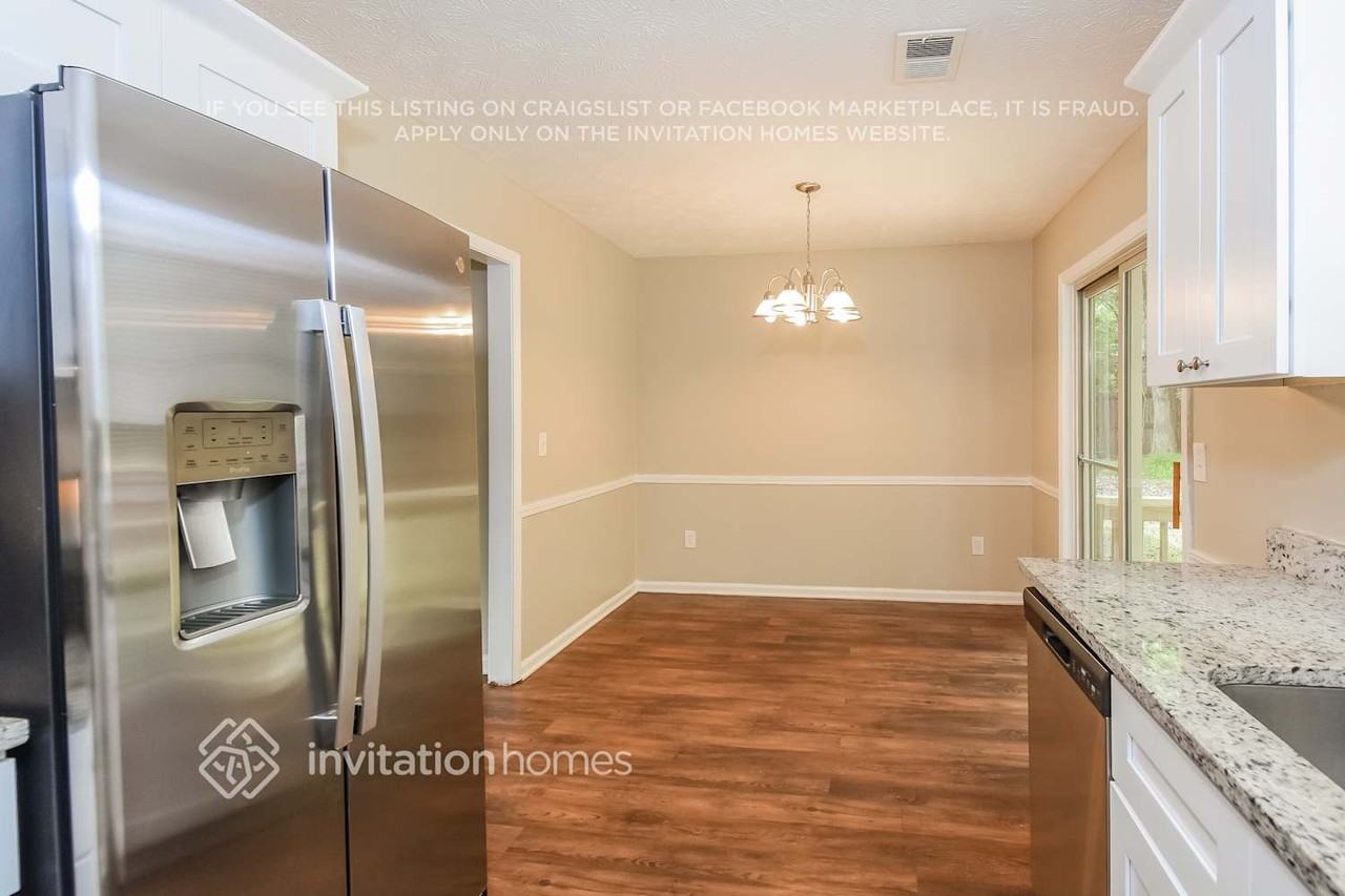 4210 Burgundy Way - Photo 6 of 17