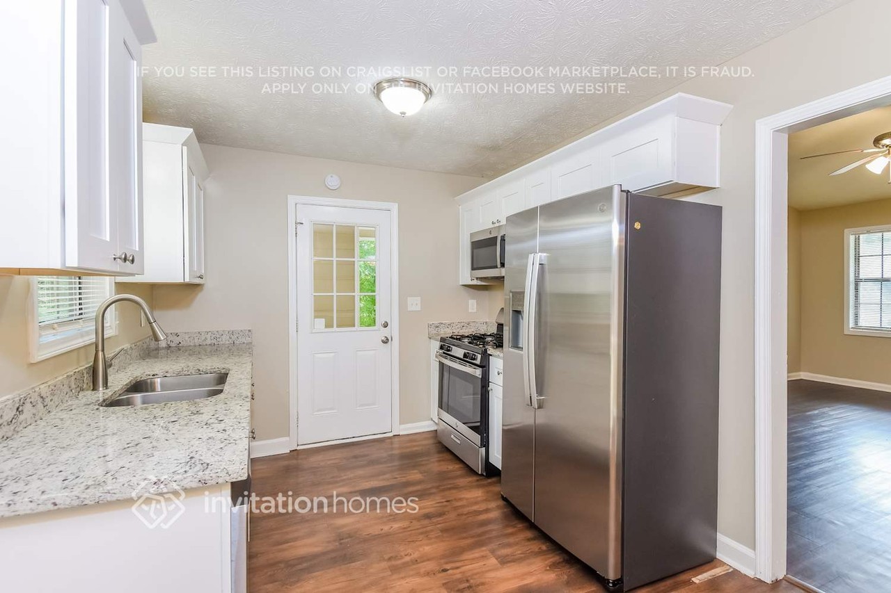 4210 Burgundy Way - Photo 7 of 17