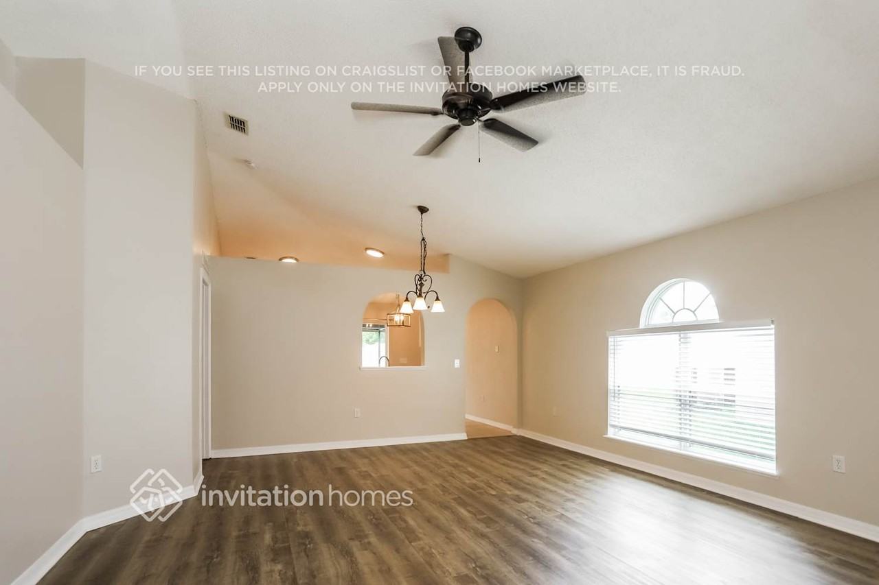 13509 Padron Ct - Photo 4 of 17