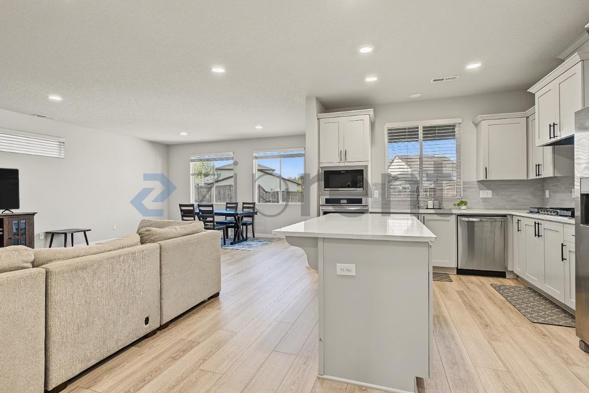 1715 S 29th Blvd - Photo 7 of 22