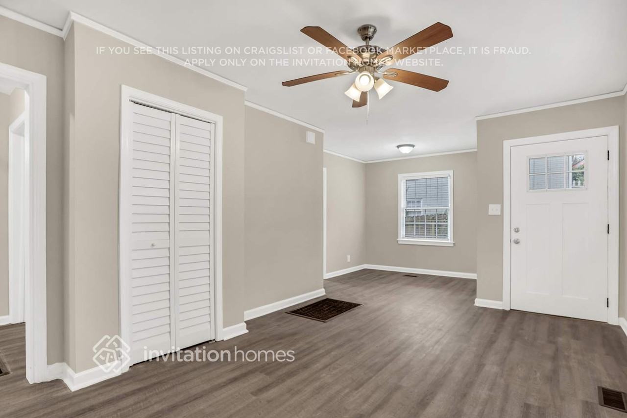 1380 Woodland Ave Se - Photo 5 of 26