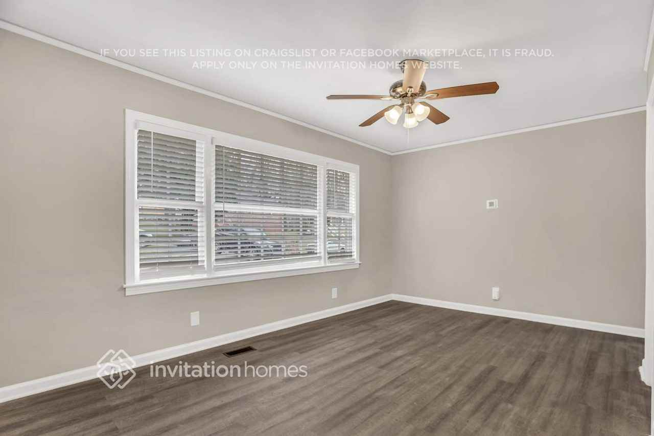 1380 Woodland Ave Se - Photo 7 of 26