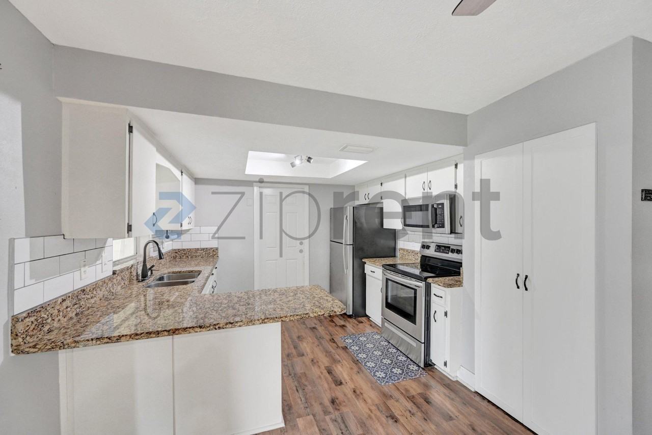 1234 Oak Valley Dr - Photo 7 of 29