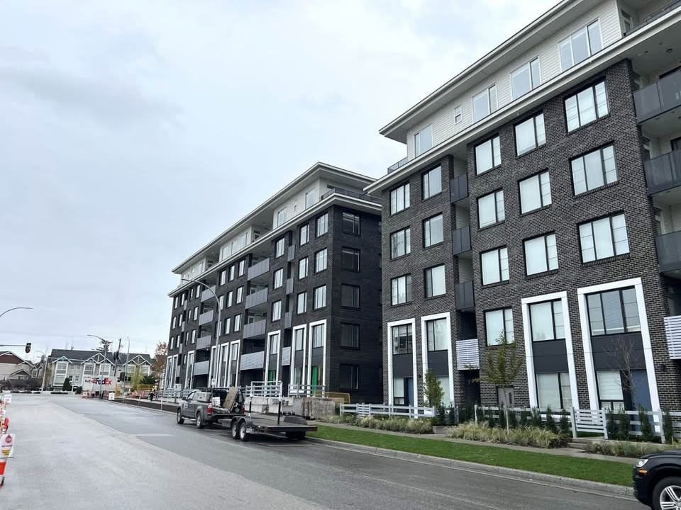 15848 Fraser Highway - Photo 4 of 12