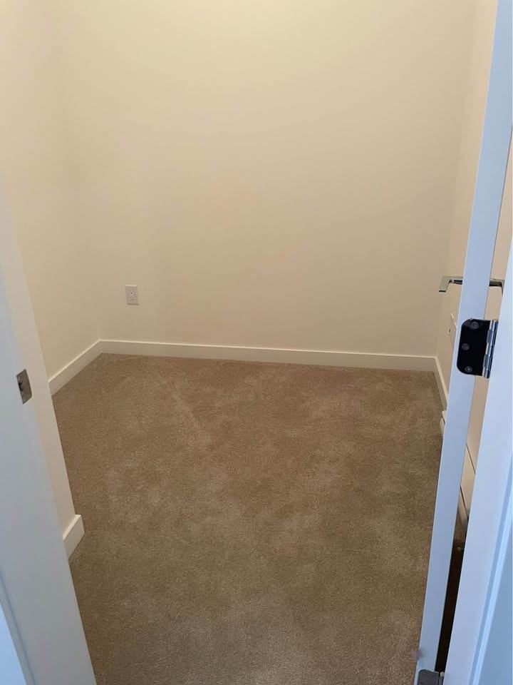 15848 Fraser Highway - Photo 7 of 12