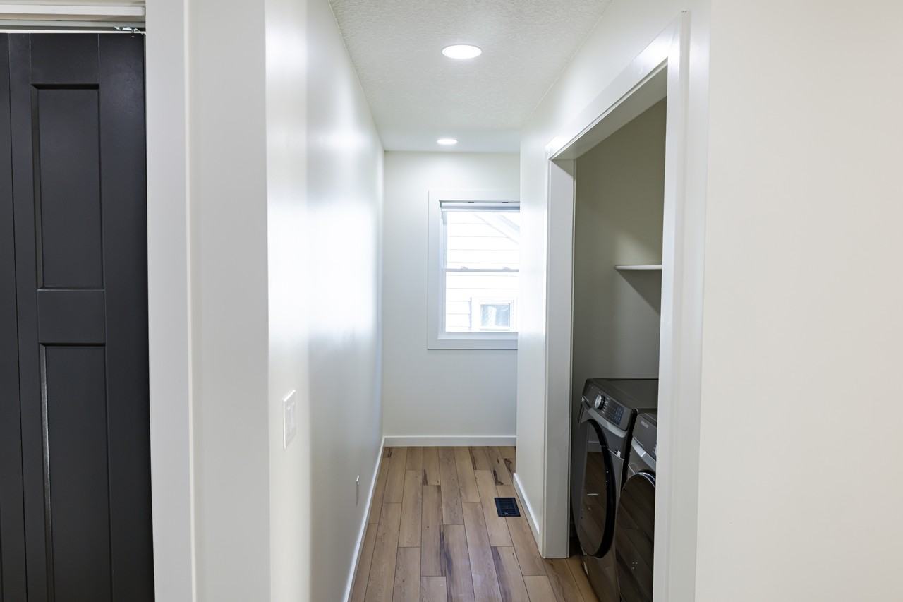 4308 S Carey St #1 - Photo 4 of 12
