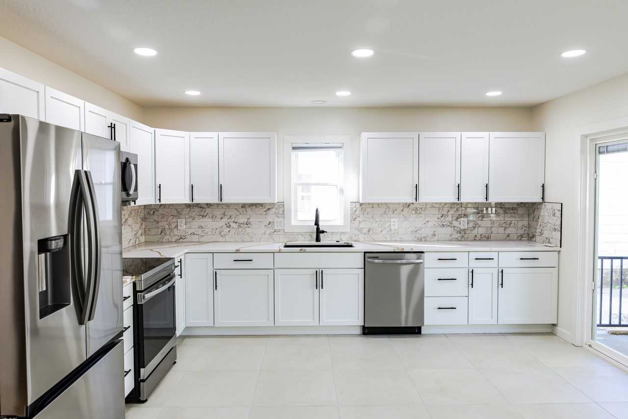 4308 S Carey St #1 - Photo 5 of 12