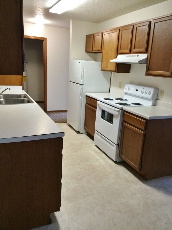 Elm Creek Apartments - Fargo - Photo 7 of 16