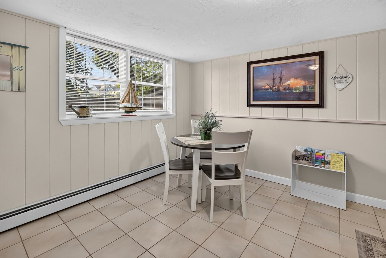 52 Beach St #2 - Photo 4 of 22