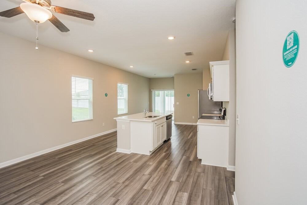 924 Kelly Fern Loop - Photo 5 of 19