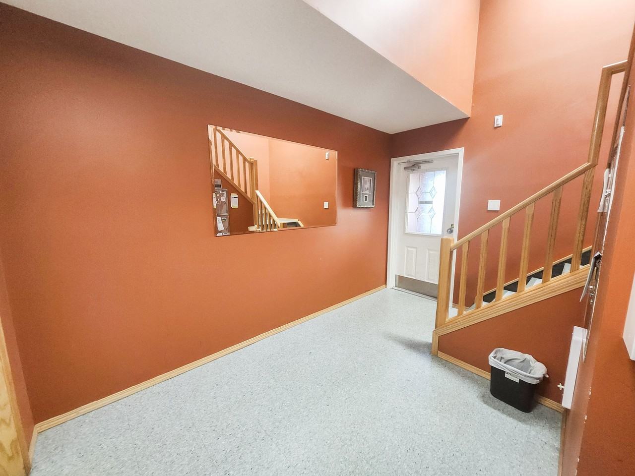 1605 36 Ave Sw - Photo 4 of 18