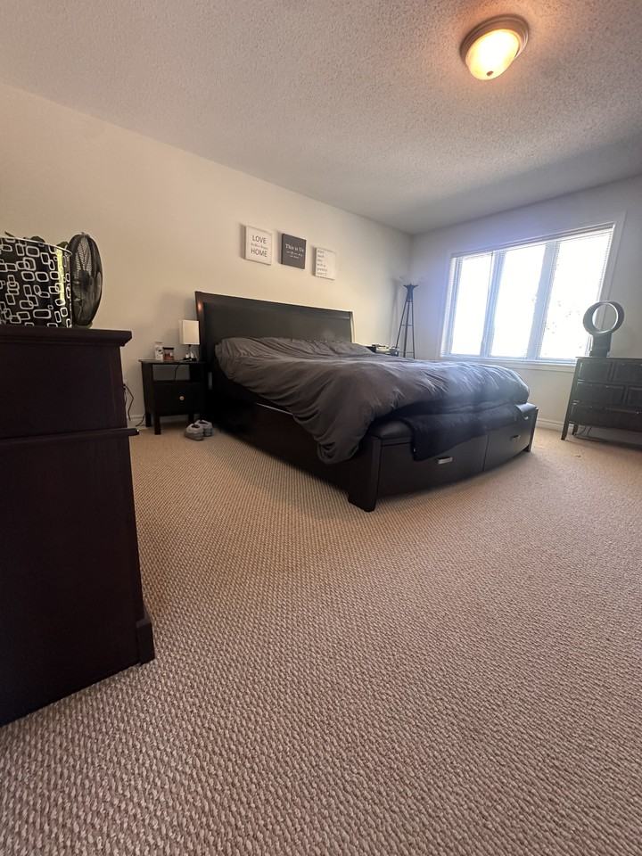 398 Cresthaven Dr - Photo 4 of 26