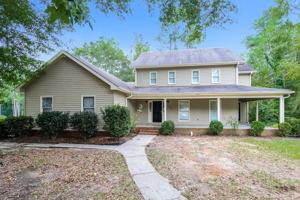 featured image of 4695 Matthews Park Dr