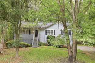 286 Sweetwater Cir - Photo 1 of 1