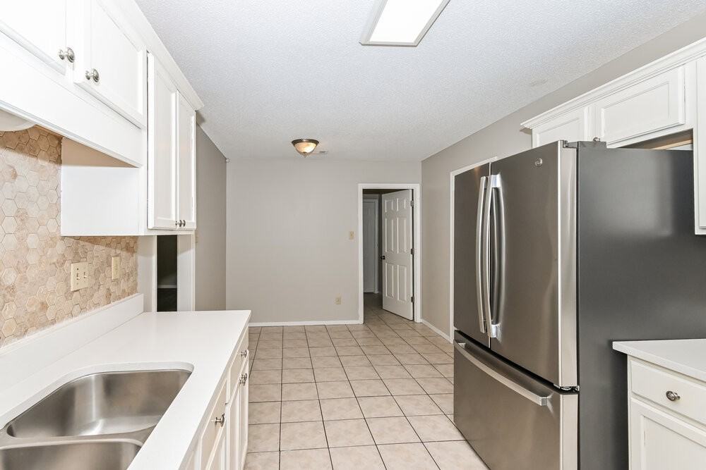 2553 Bryce Cv - Photo 7 of 16