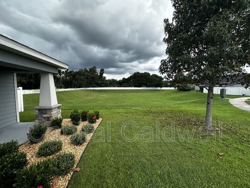 201 Serena Ridge Dr - Photo 2 of 11