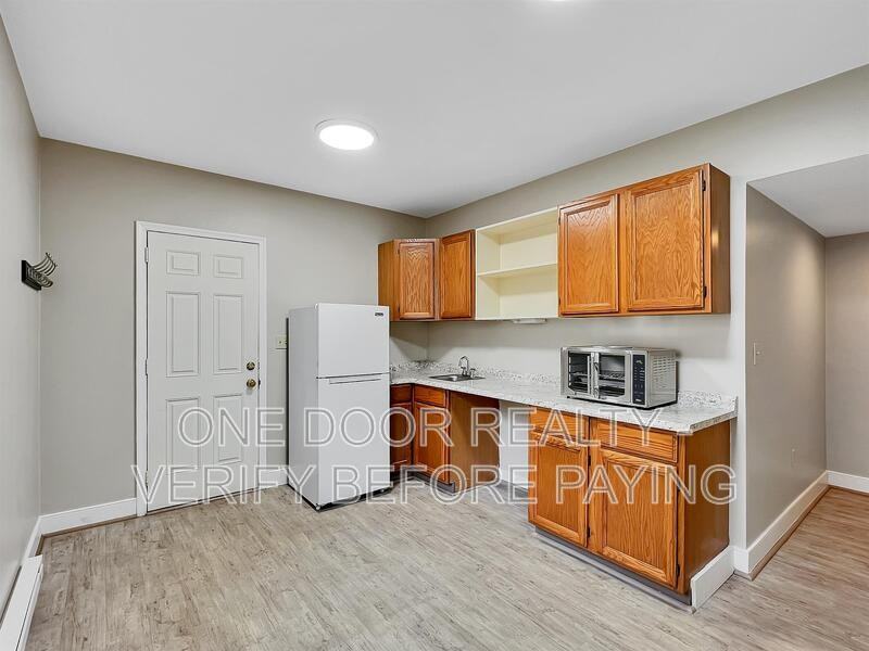 710 Wythe Ln Apt C #710CWYTH - Photo 3 of 7