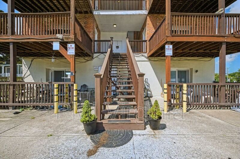 318 N Main St #K - Photo 4 of 32
