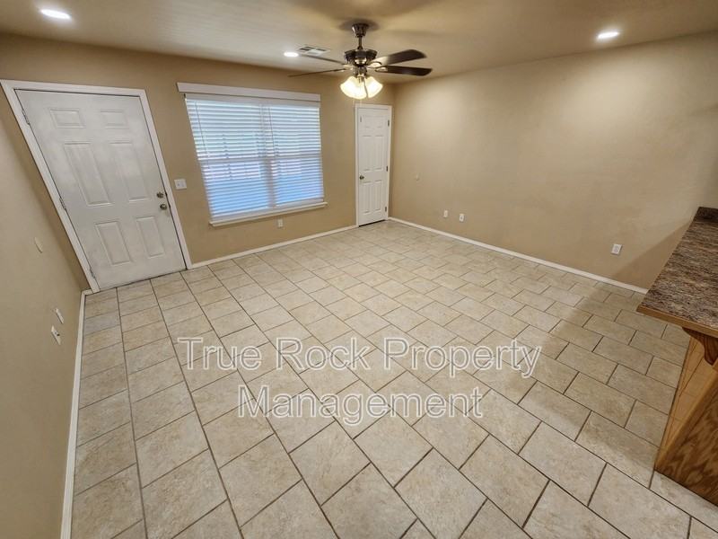 15406 County Road 3594 - Photo 4 of 10