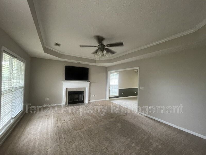 25 Devonshire Dr - Photo 6 of 15