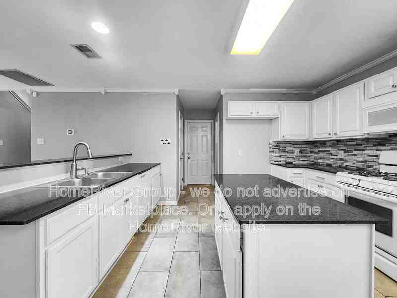 26986 Crown Haven Dr - Photo 6 of 19
