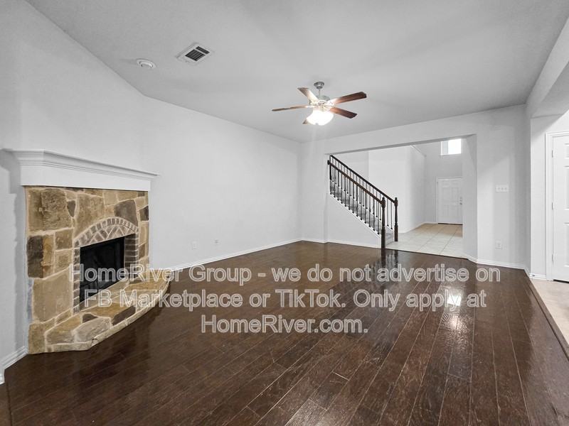 4232 Doe Creek Trl - Photo 3 of 25