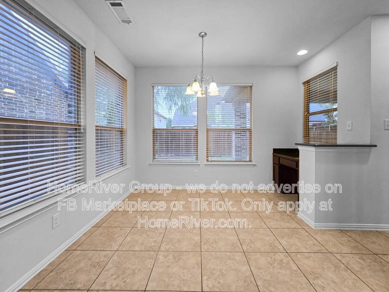 4232 Doe Creek Trl - Photo 6 of 25