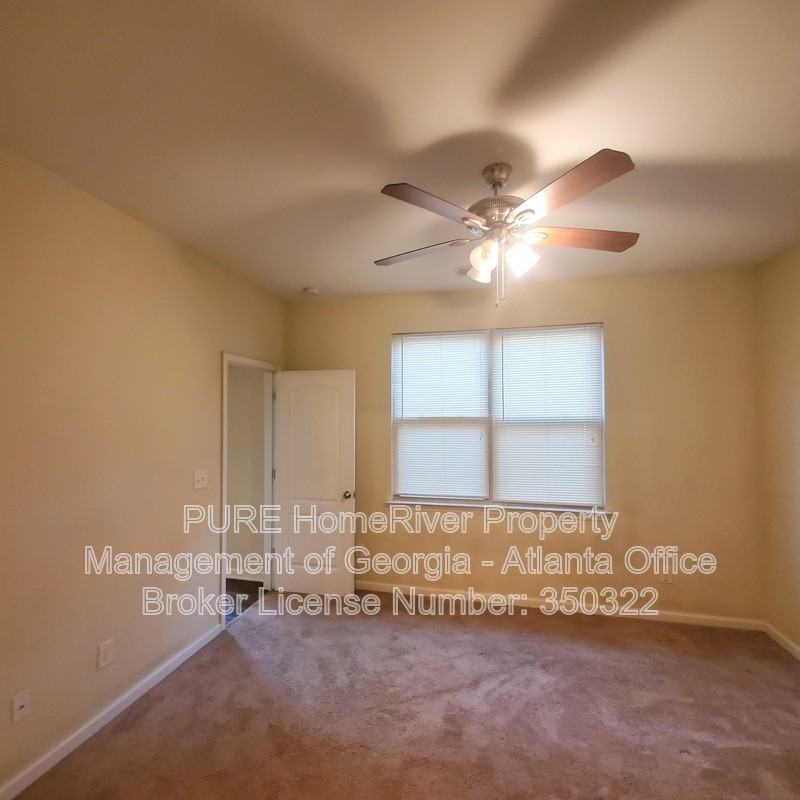 3744 Humber Ct - Photo 3 of 9