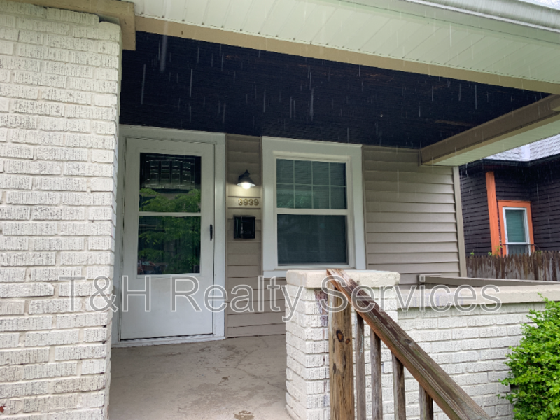 3939 Ruckle St - Photo 5 of 34