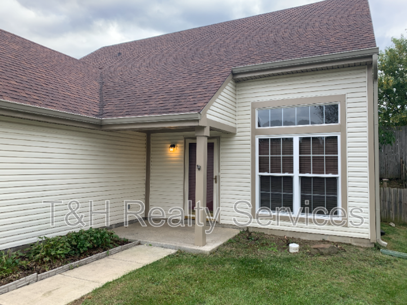 725 Muirfield Dr - Photo 4 of 31