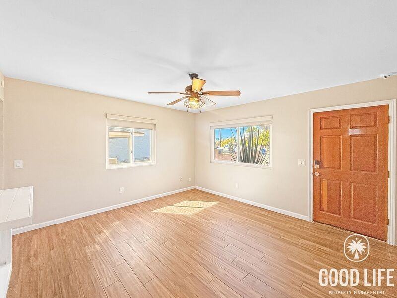 909 Pecos St - Photo 3 of 18
