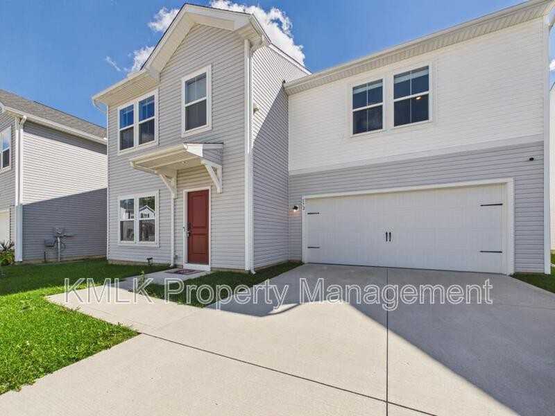 572 Auld Farm Cir - Photo 2 of 44