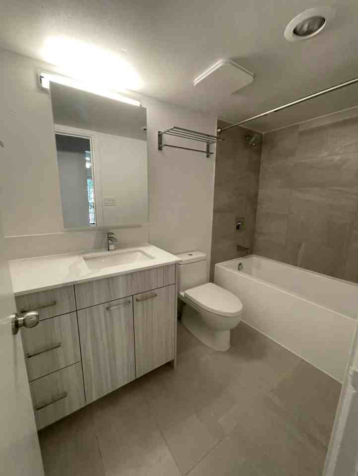 908 Berkley Rd - Photo 3 of 6