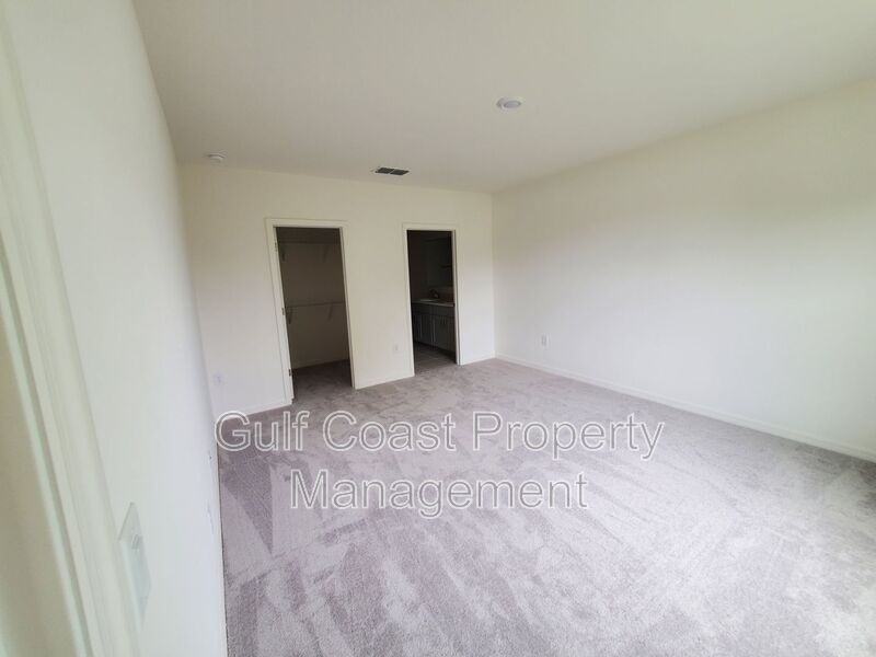 58 Kenly St - Photo 7 of 16