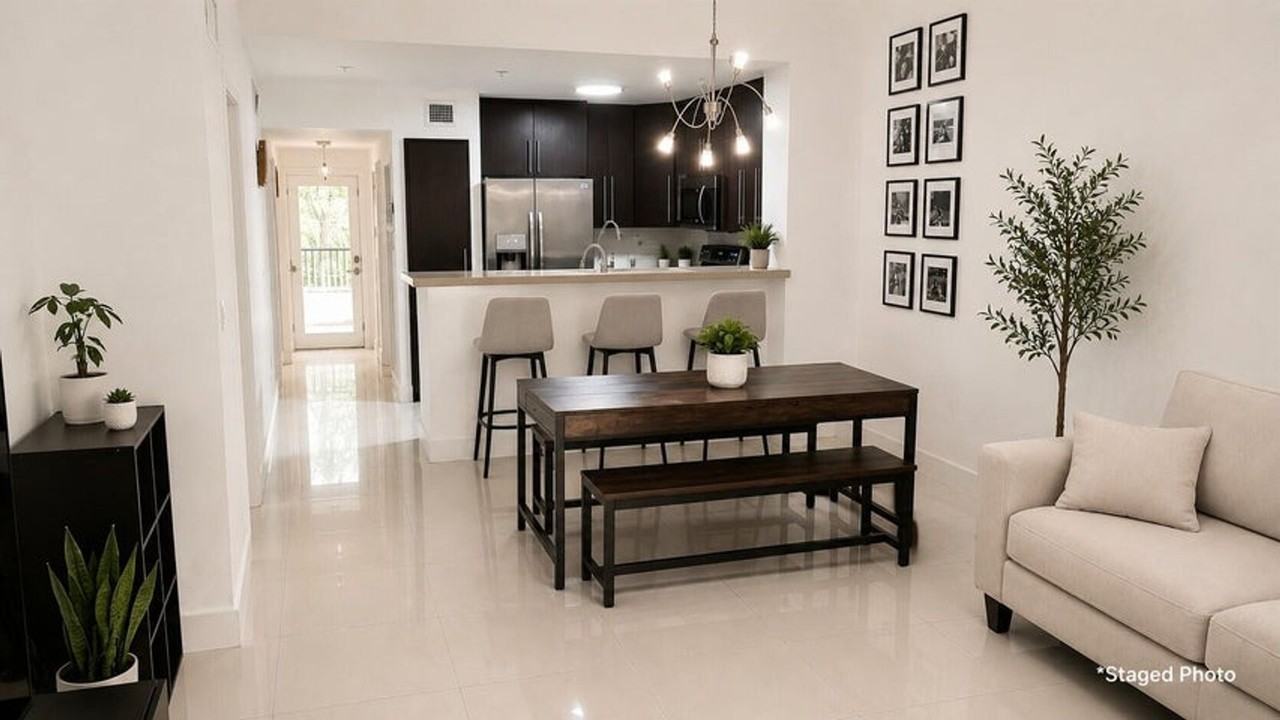 4400 Nw 107th Ave - Photo 6 of 11