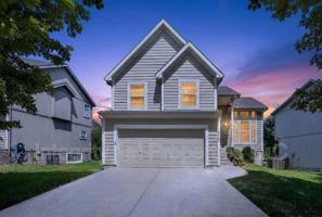 featured image of 16222 W 157th Ter