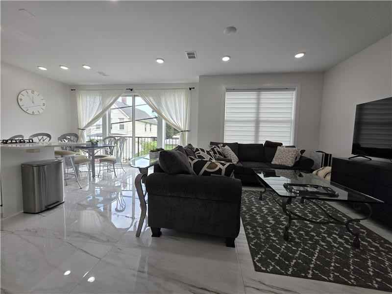 285 Lembeck Ave #1 - Photo 4 of 21