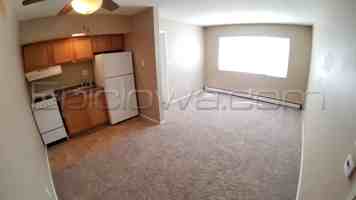 featured image of 1385 Meadowview Dr