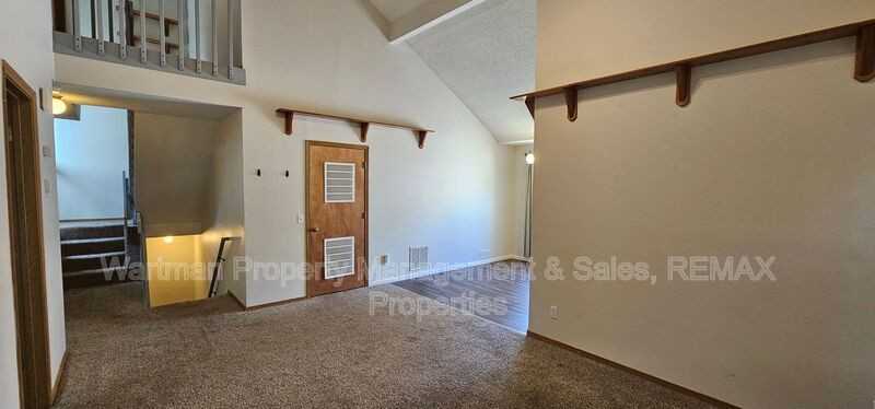 2039 Palm Dr - Photo 5 of 20