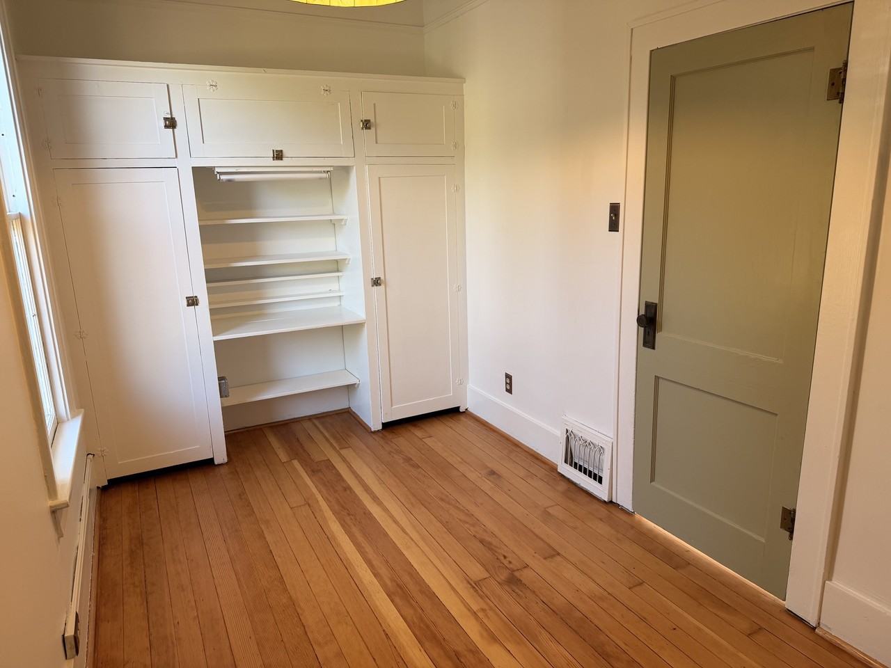 833 South Center Street - Photo 5 of 13