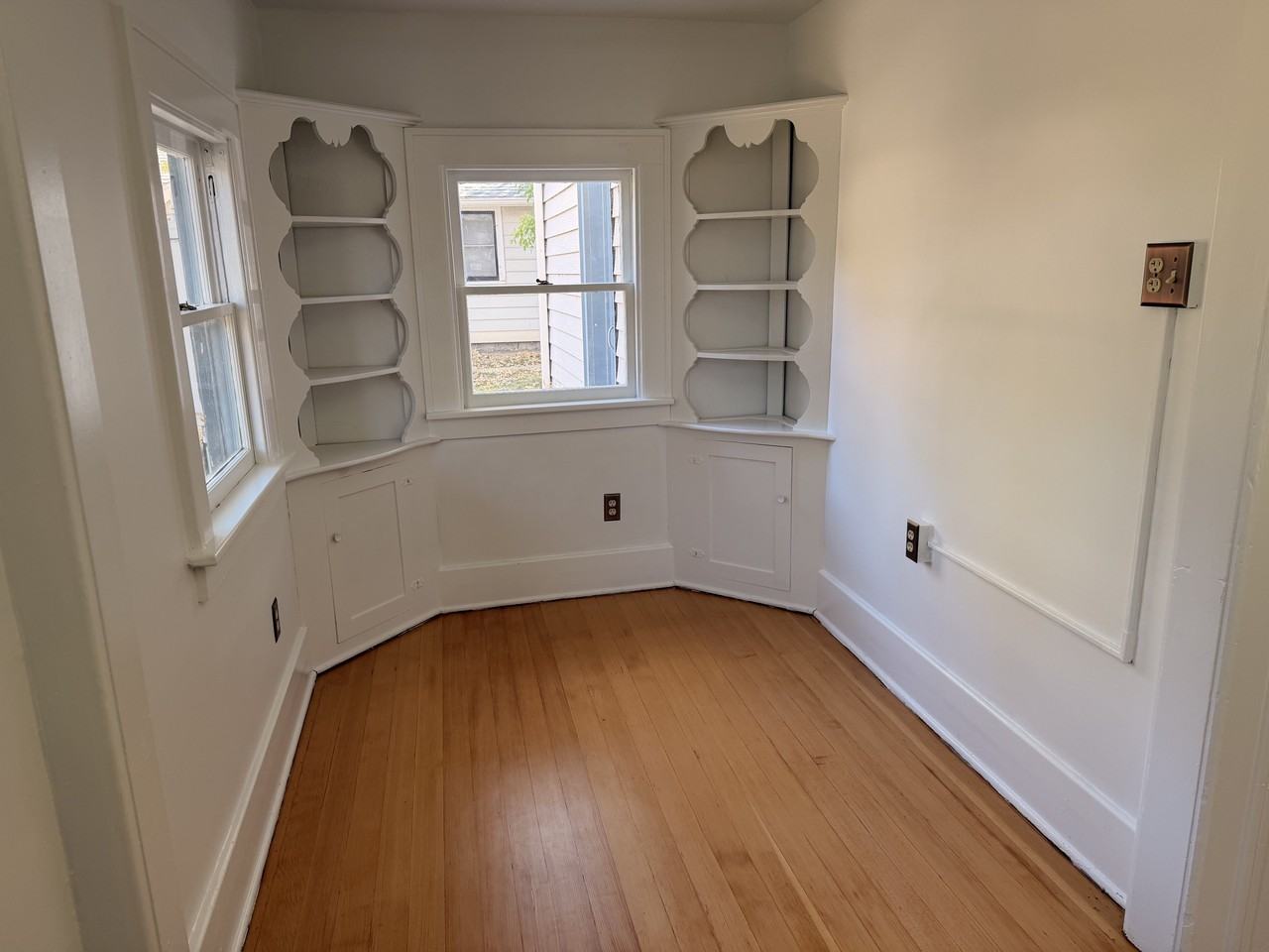 833 South Center Street - Photo 7 of 13