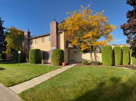 $1,075 / 2br - Photo 1 of 1
