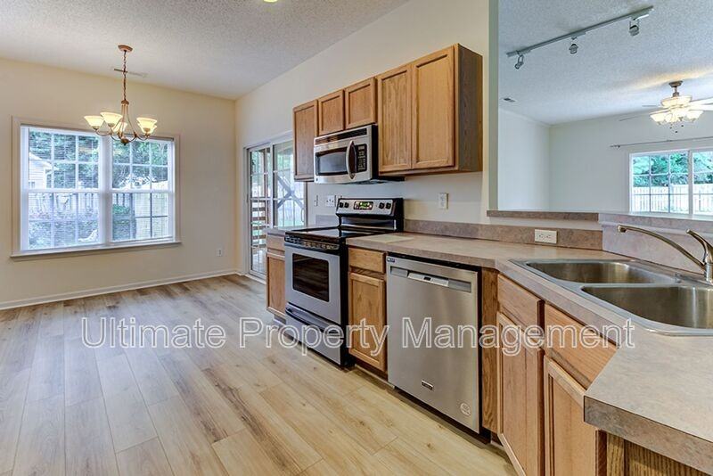 7222 Sherbon Way - Photo 6 of 26